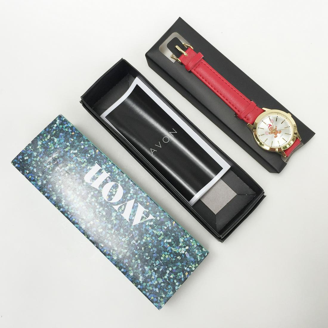 AVON Ladies gold tone Gingerbread man red band watch (1 of 4)