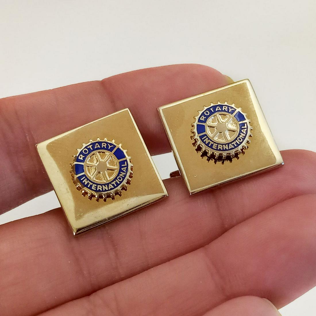 Vintage gold tone ROTARY INTERNATIONAL cufflinks (1 of 7)