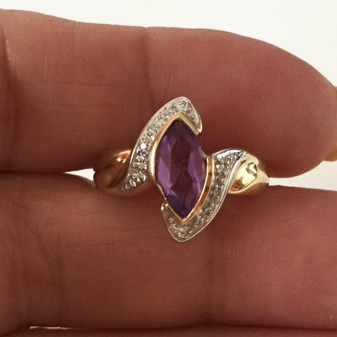 10K yellow gold Amethyst Diamond ring size 7 1/2 (1 of 4)