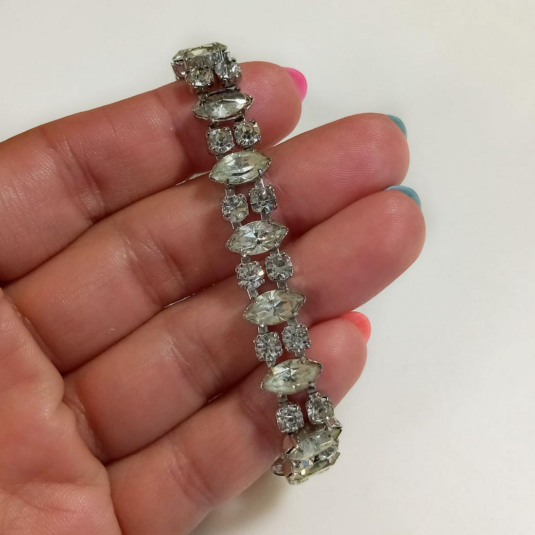KRAMER OF NY Vintage silver tone rhinestones bracelet (1 of 4)