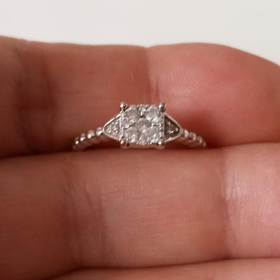 14K White gold Diamond ring size 6 3/4 (1 of 4)