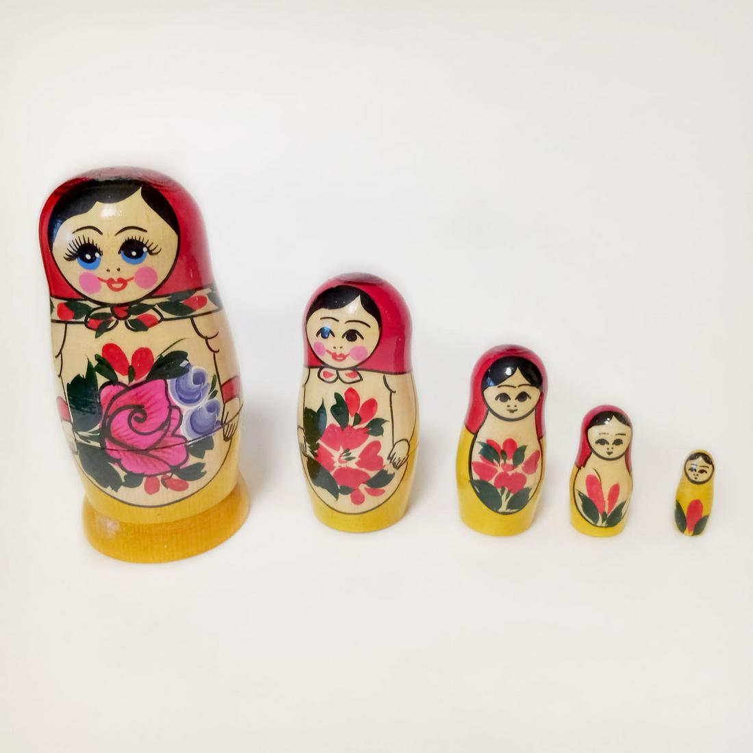 Hand made 5 Nested Matreshka Dolls (1 of 4)