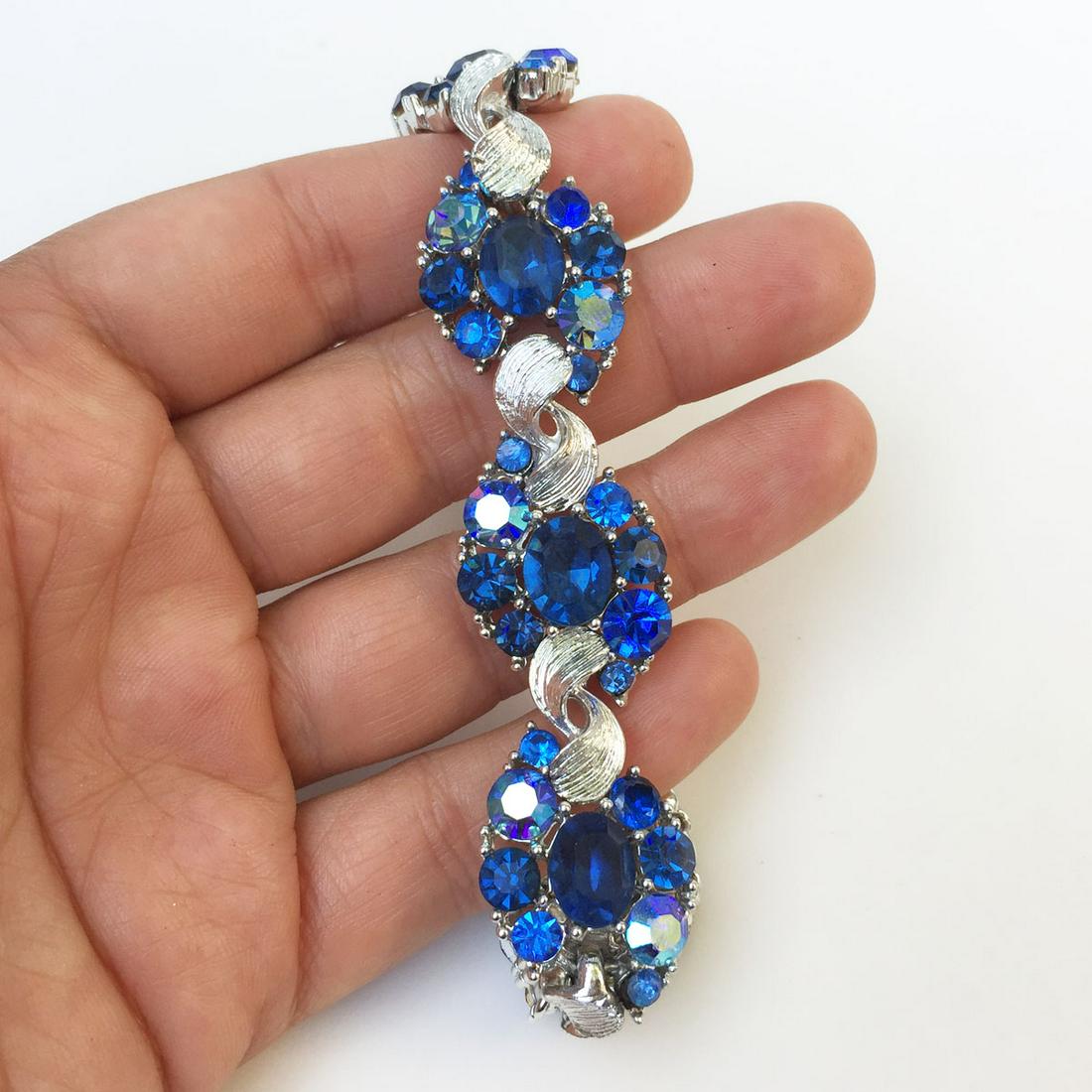 LISNER Silver tone multicolor blue crystals bracelet (1 of 4)