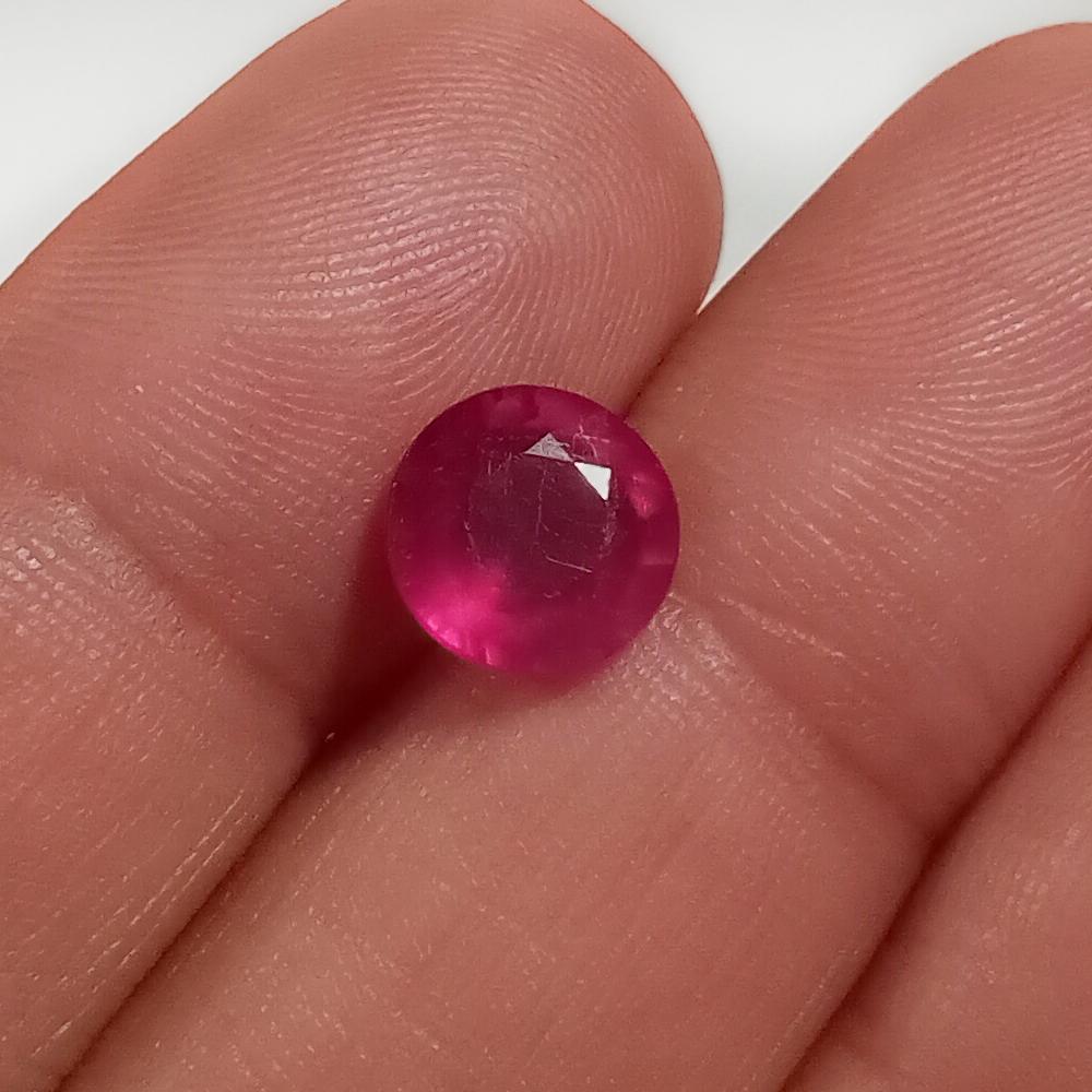 8 mm round shape faceted ruby, weight 2.13 cts (1 of 2)
