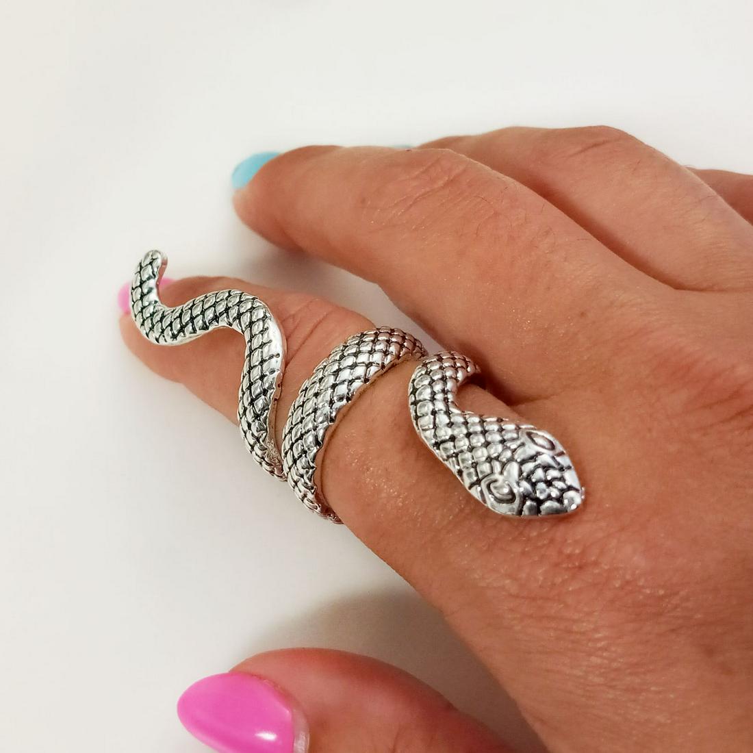 Silver tone textured finish blacken Snake ring, size 9 (1 of 4)