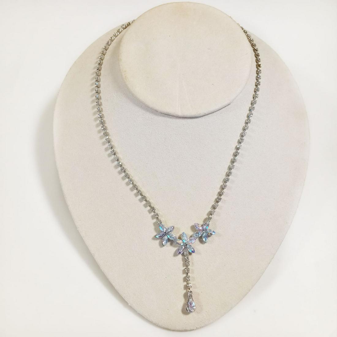 Iridescent and clear rhinestones flower necklace (1 of 3)