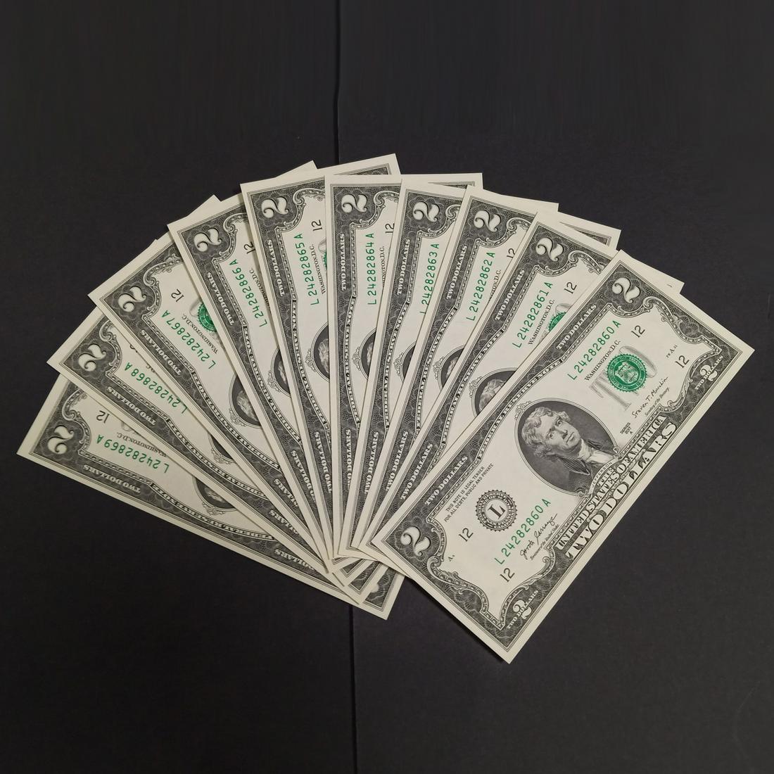 10 Consecutive serial nmbrs 2017A $2 dollar bills UNC (1 of 1)