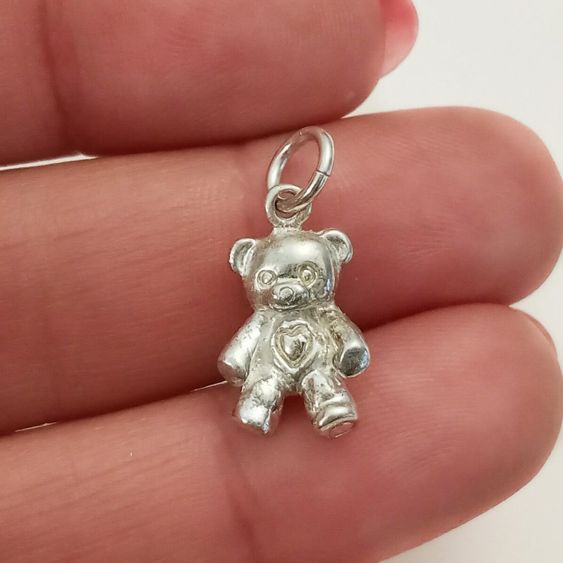 Vintage sterling silver Teddy Bear charm pendant (1 of 3)