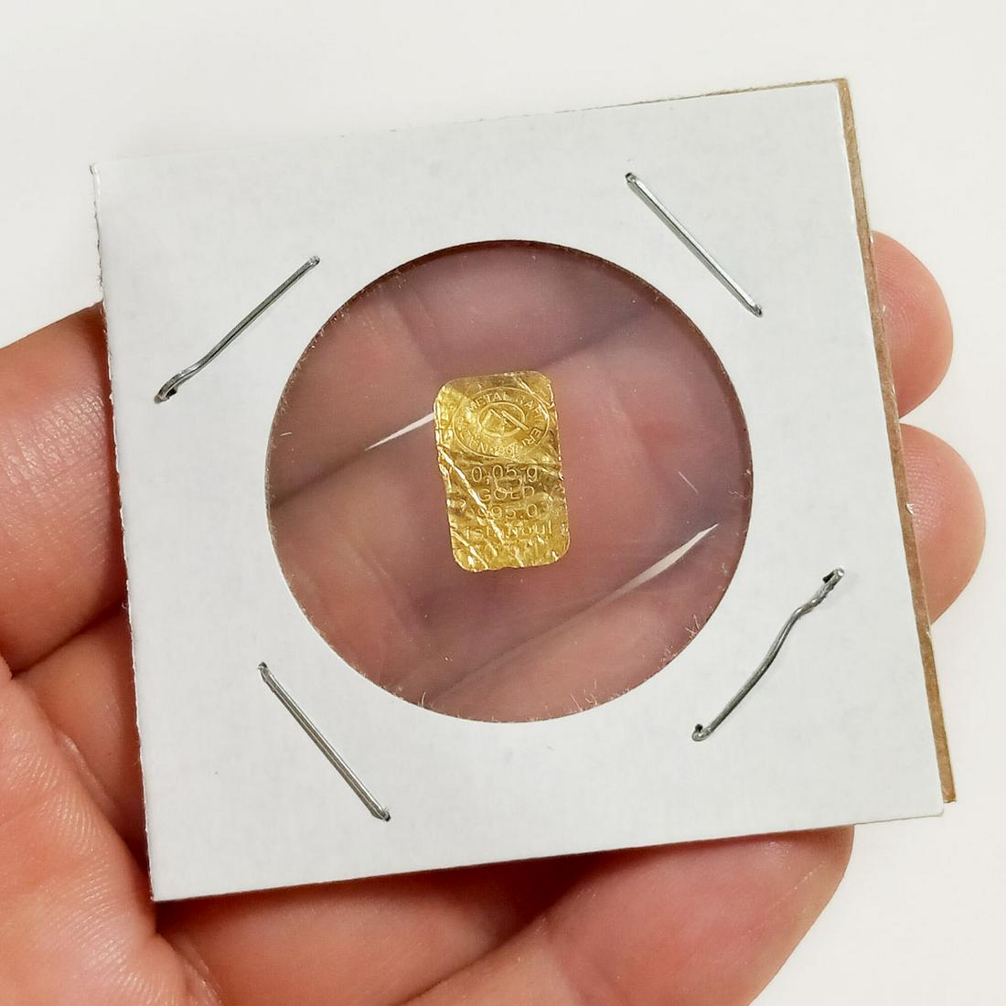 .995 Gold 0.05 GRAMS Nadir Istanbul tiny bullion: Collectible .995 Gold 0.05 GRAMS Nadir Istanbul tiny bullion. Condition good.