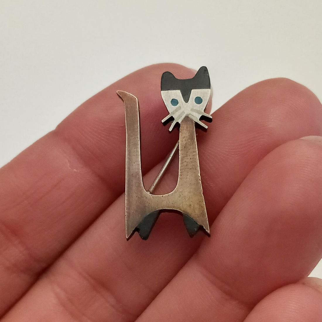 Sterling silver and copper tone Kitty Cat brooch (1 of 3)