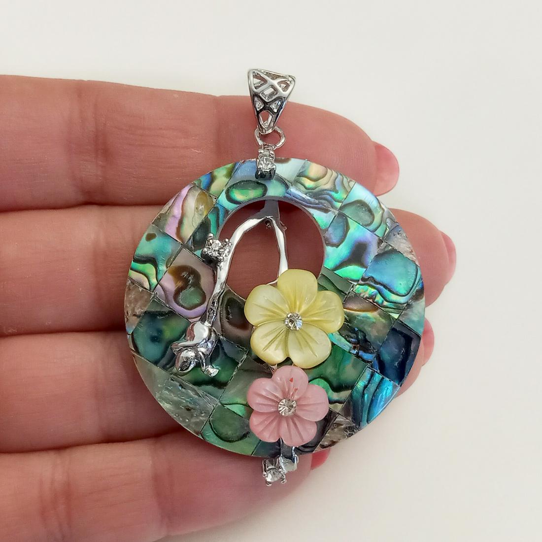 Silver tone carve MOP flowers Abalone mosaic pendant (1 of 3)