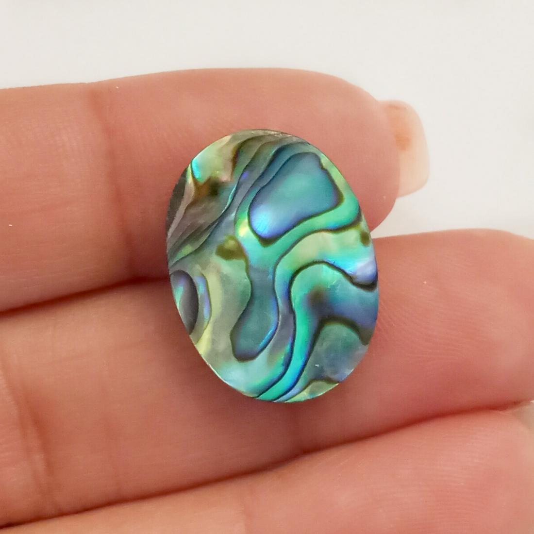 20x15 mm oval shape Abalone shell doublet (1 of 3)