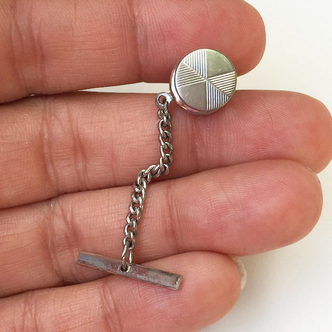 Vintage silver tone lines accent round tie pin (1 of 3)