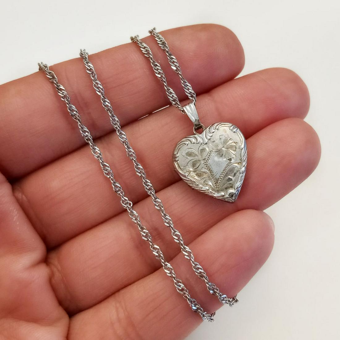 Sterling silver Heart locket adjustable Singapore chain (1 of 4)