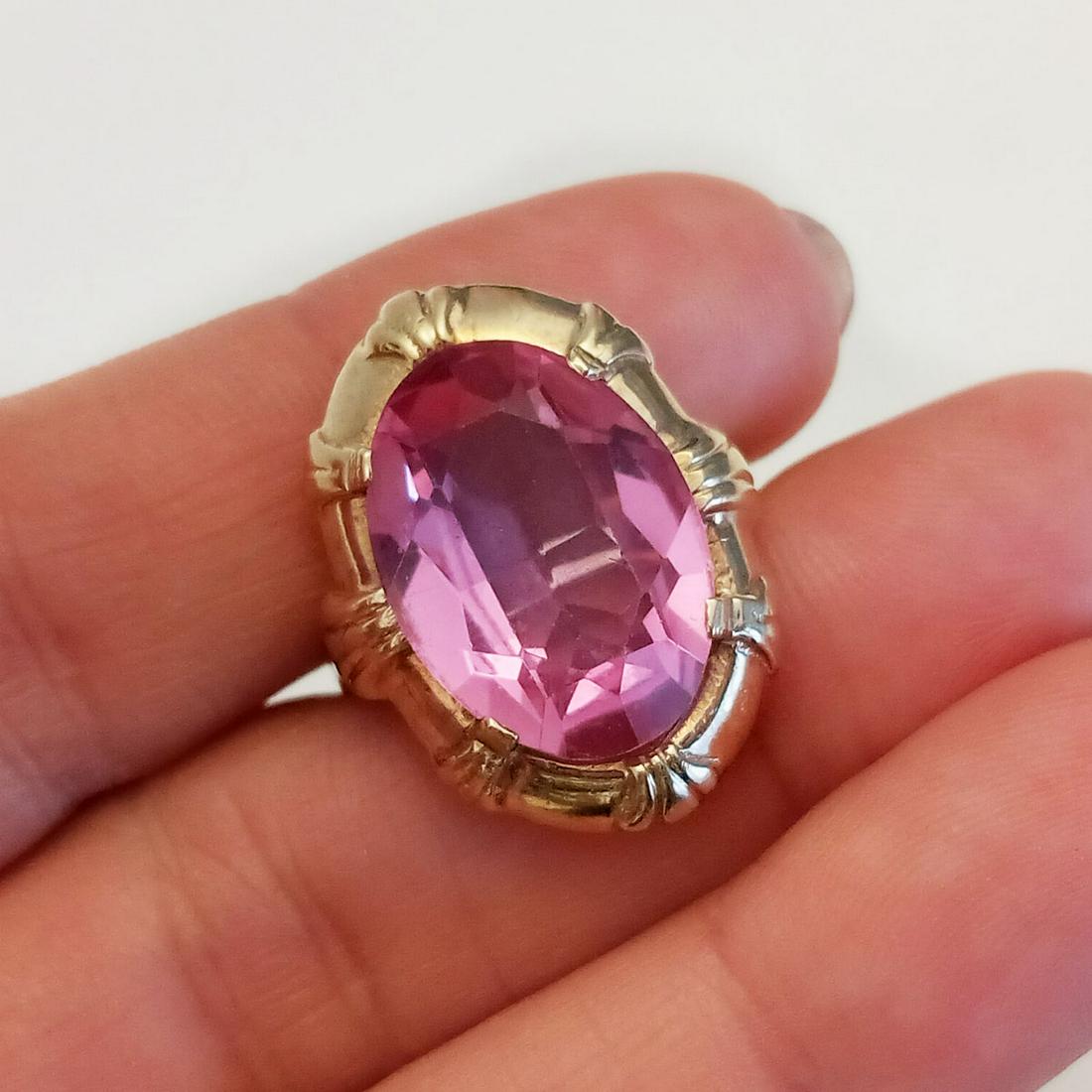 10K yellow gold pink topaz color crystal ring, size 8 (1 of 6)
