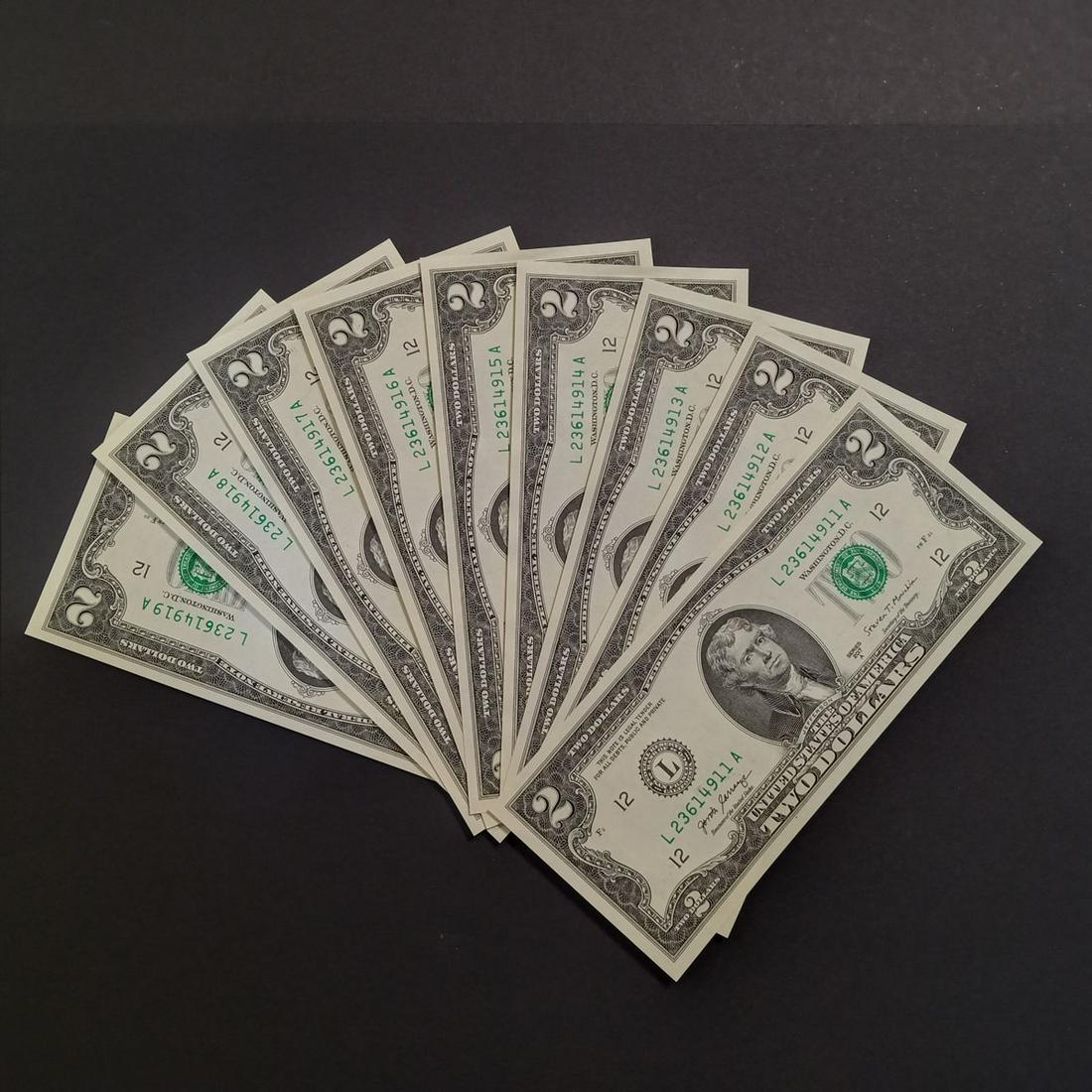 9 Consecutive serial nmbrs 2017A $2 dollar bills UNC (1 of 1)