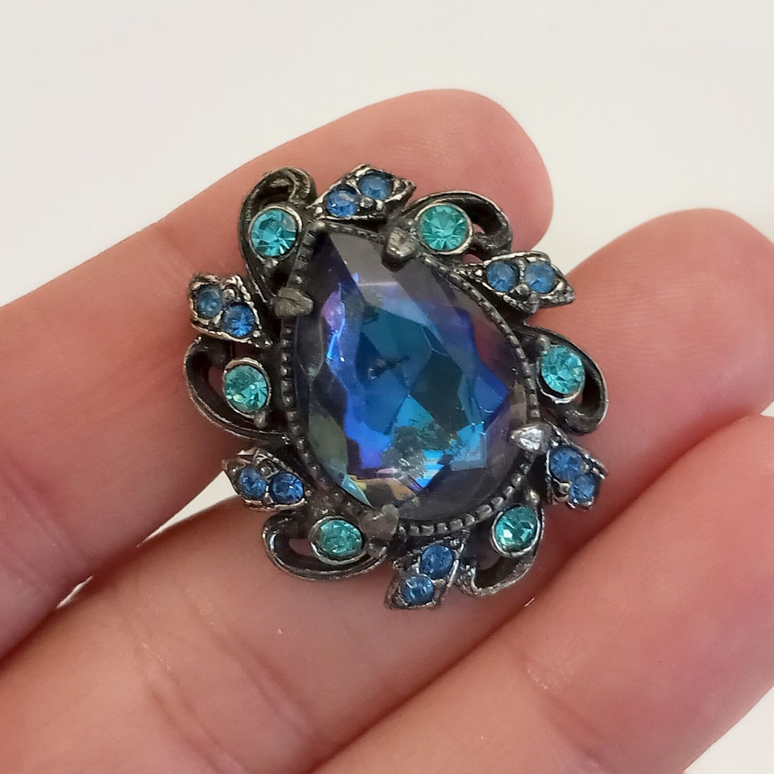 FLORENZA: Silver tone blue rhinestones ring sz adj 6-13 (1 of 7)