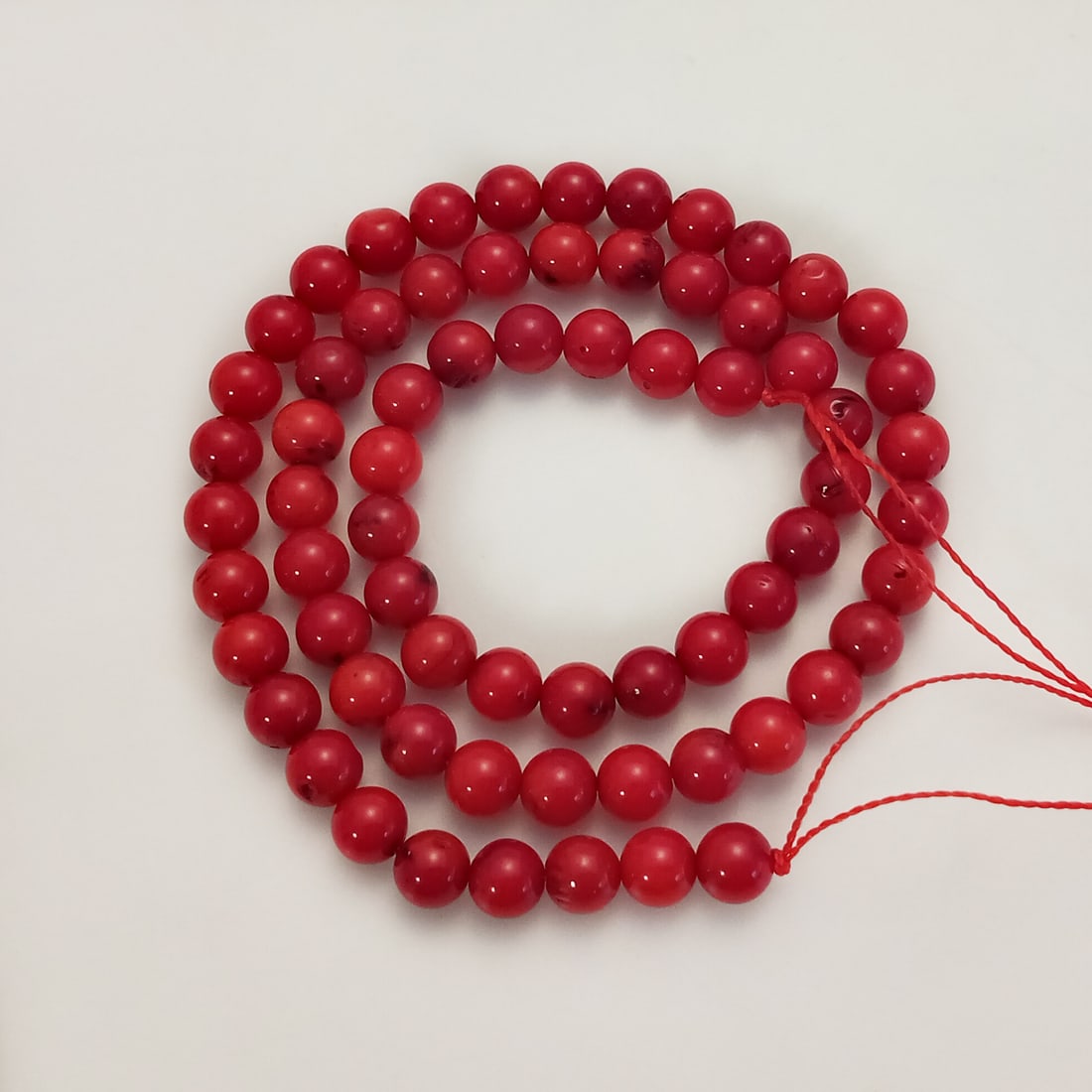 6 mm Genuine round shape red Coral beads strand.. (1 of 2)