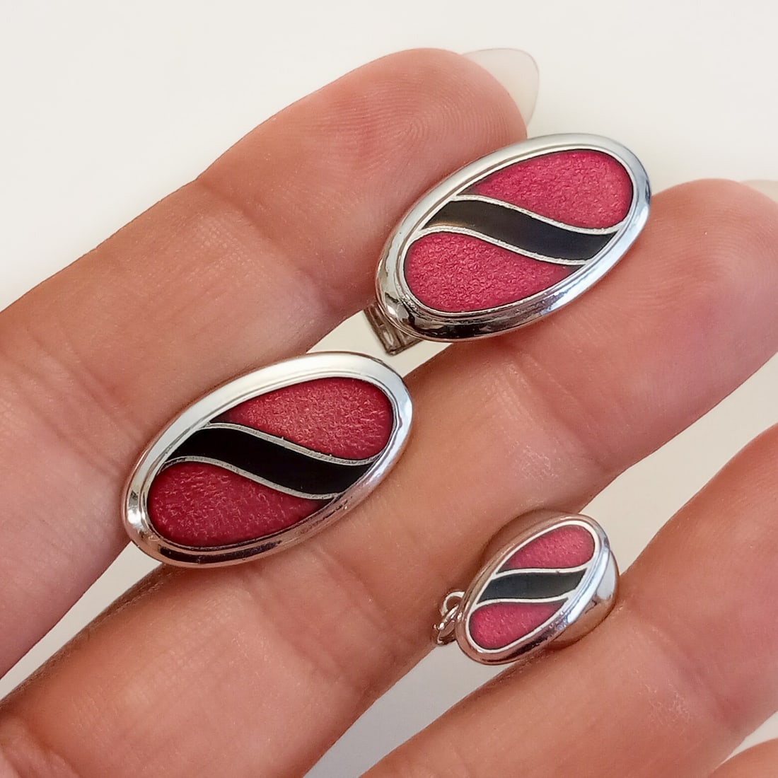 SARAH COV Silver tone black red tie pin cufflinks set (1 of 6)