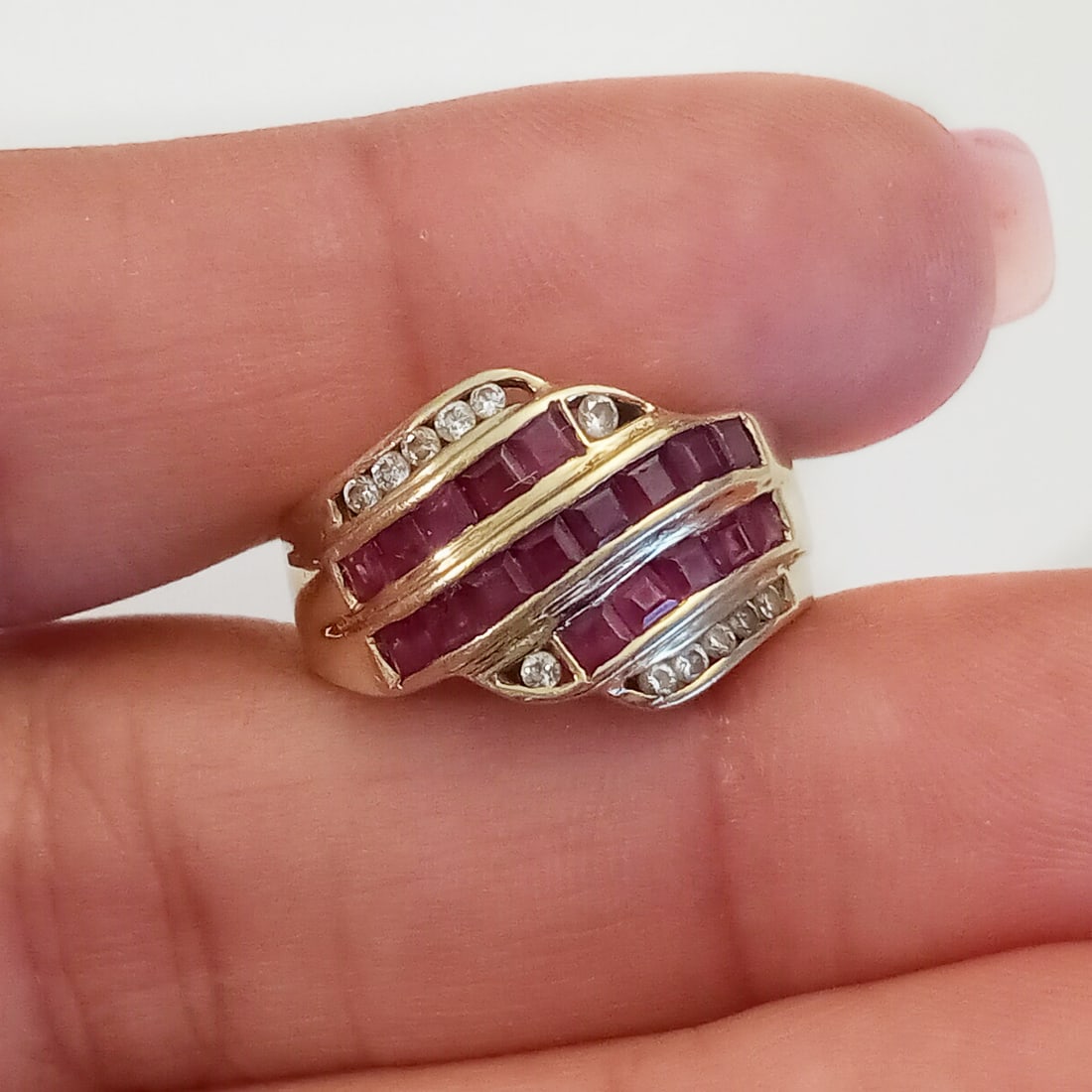 14K yellow gold Ruby, white sapphire ring, size 5 1/2 (1 of 6)