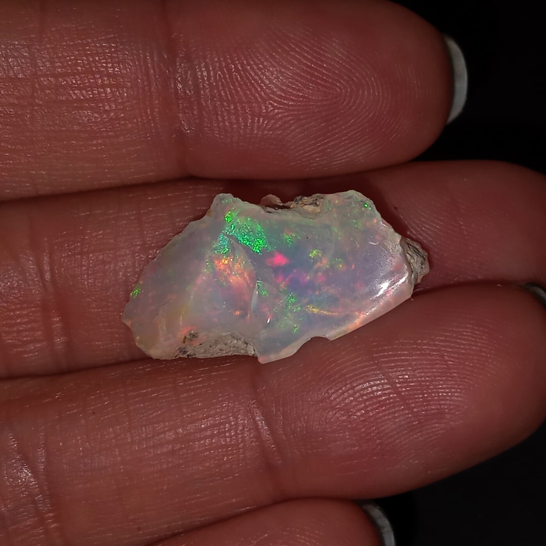 Raw rough free shape Welo Opal, weight 8.56 cts (1 of 11)