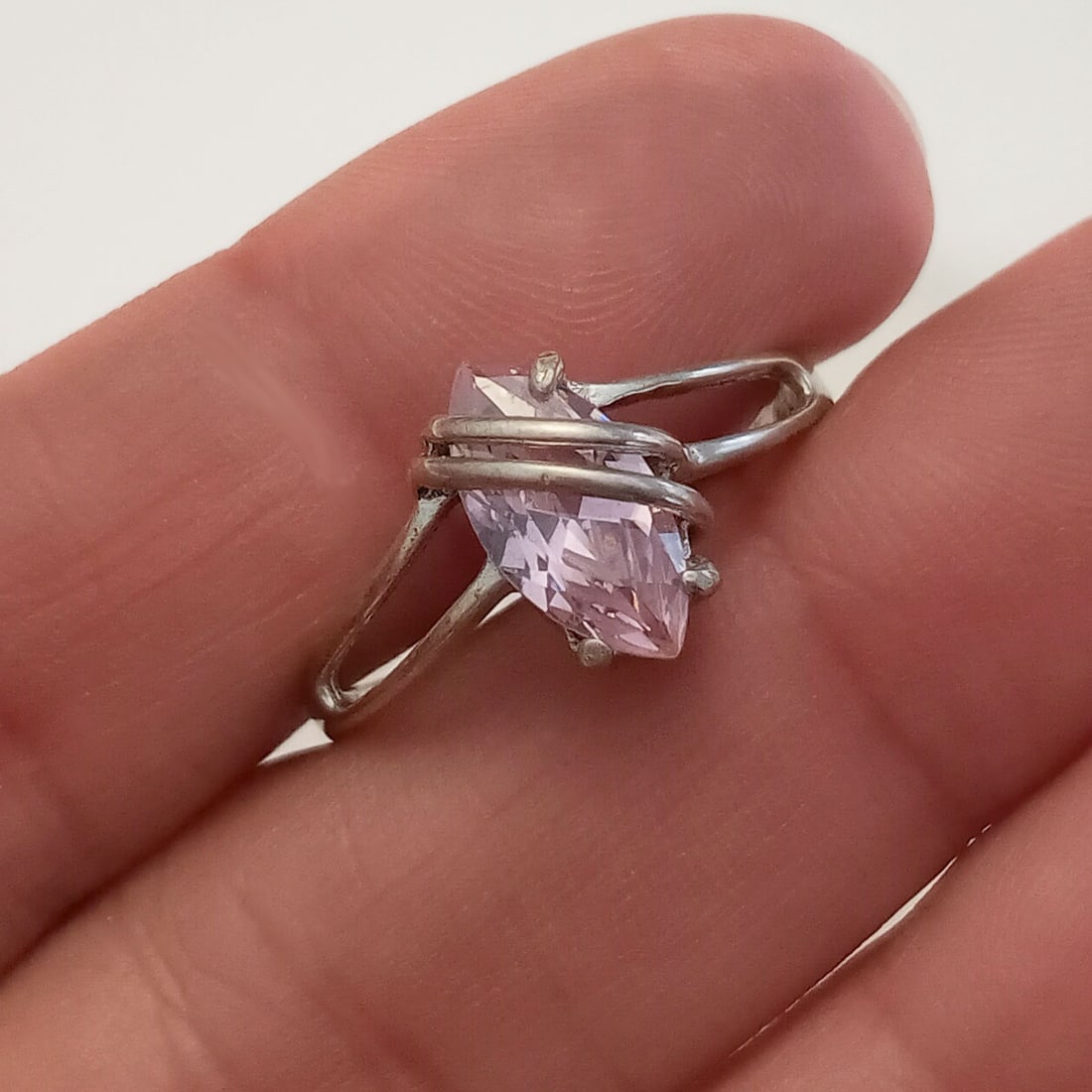 Sterling silver pink color CZ ring, size 9 1/4 (1 of 5)