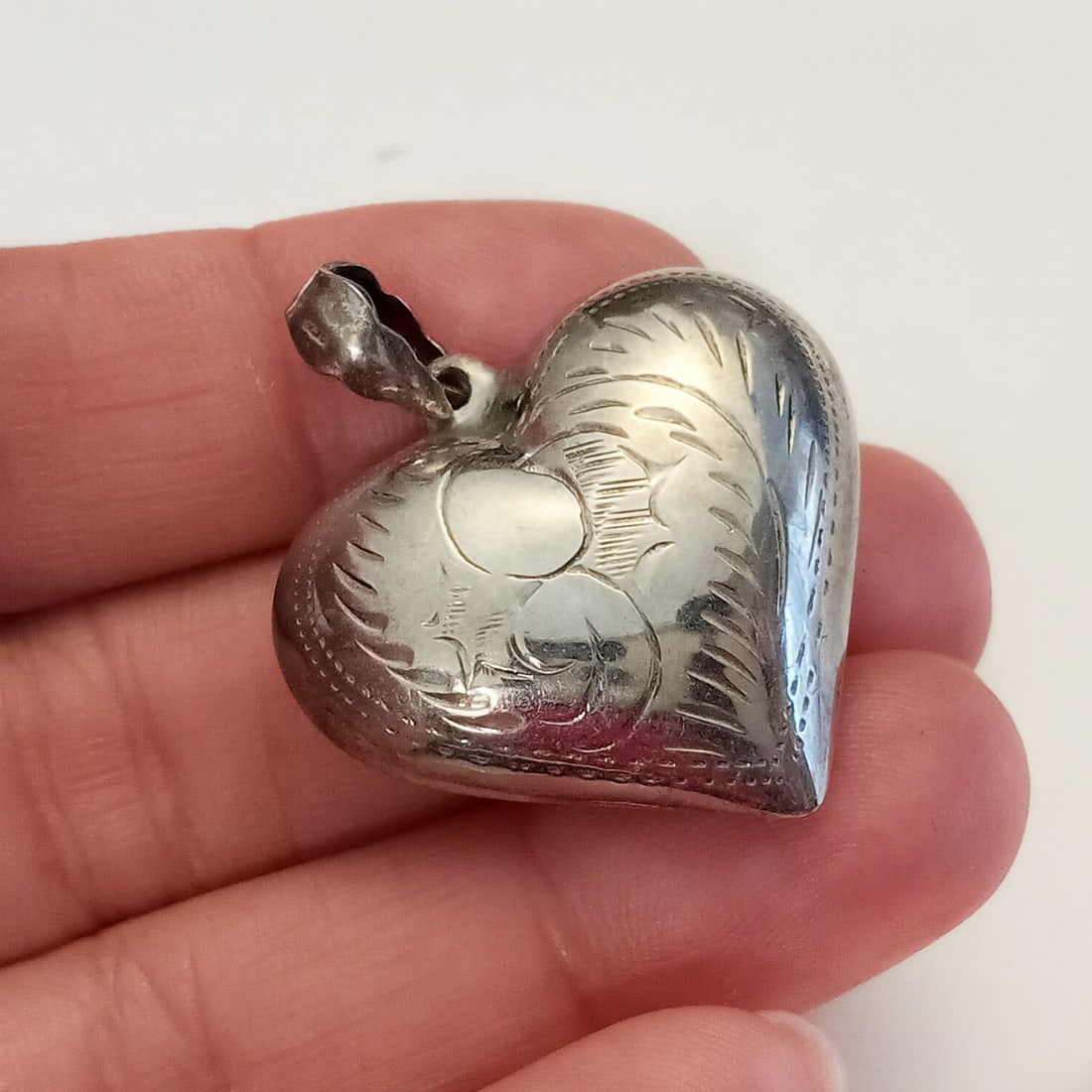 Sterling silver etched design puffy heart pendant (1 of 3)