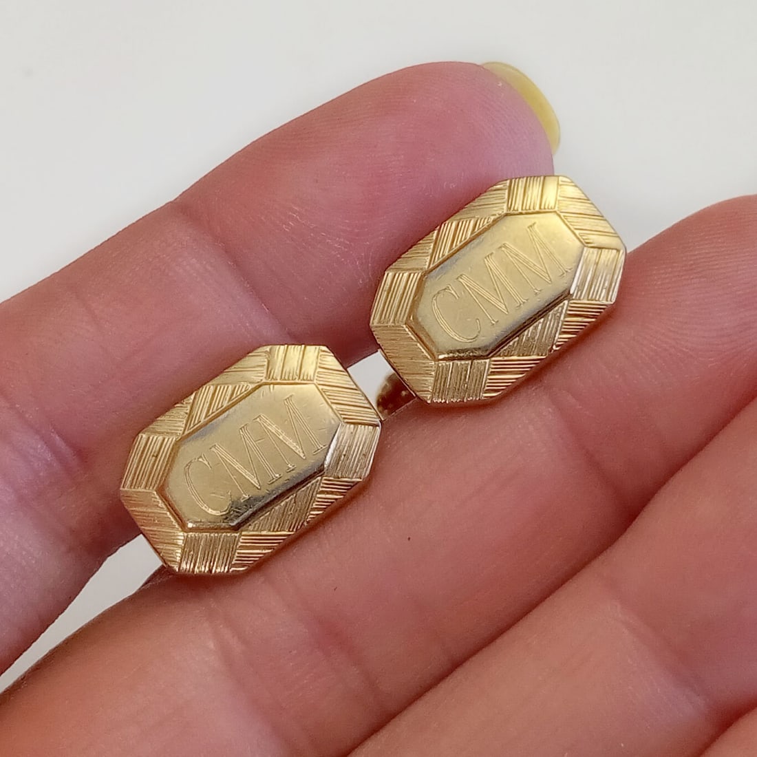 Vintage gold tone Initial Letters CMM cufflinks (1 of 6)