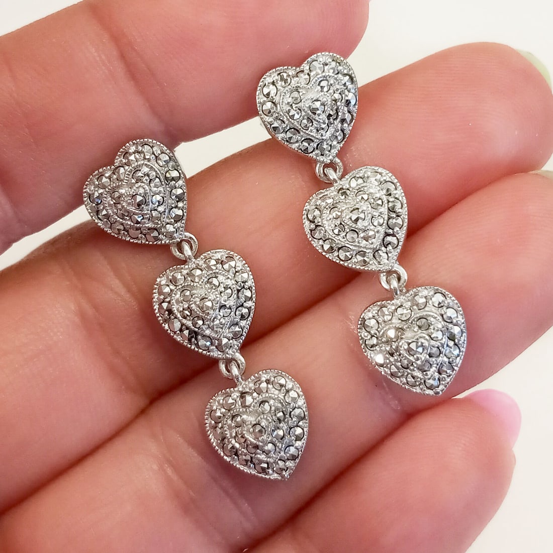 Sterling silver rhinestones heart shape earrings (1 of 3)