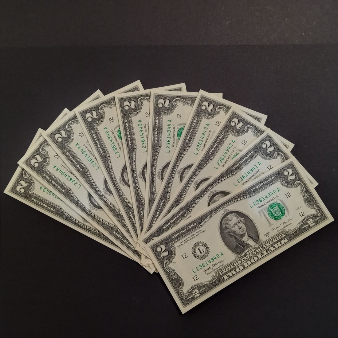 10 Consecutive serial numbers 2017A $2 dollar bills UNCIRCULATED (1 of 1)