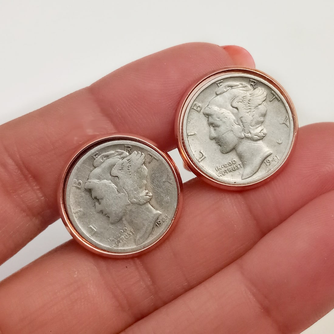 Silver Mercury Dime 1941 coin rose gold tone cufflinks (1 of 5)