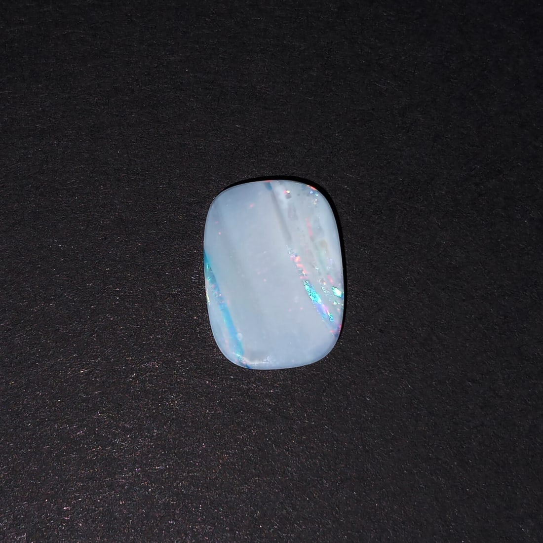 Rectangular shape Boulder Opal doublet, weight 3.82 cts (1 of 7)