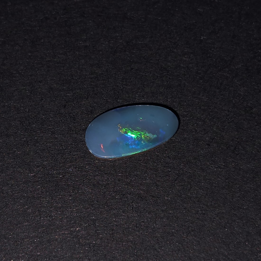 Free shape Boulder Opal doublet, weight 1.36 cts (1 of 7)