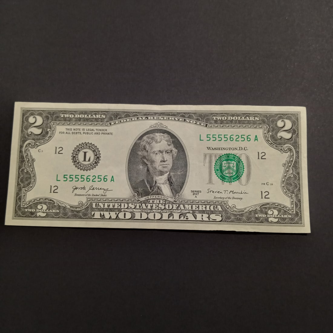Collectible US 2017A Two dollar $2 bill notes with unique number, repeat numbers 5555, UNC: Collectible US 2017A Two dollar $2 bill notes with unique number, repeat numbers 5555, UNC. Bills is crisp.