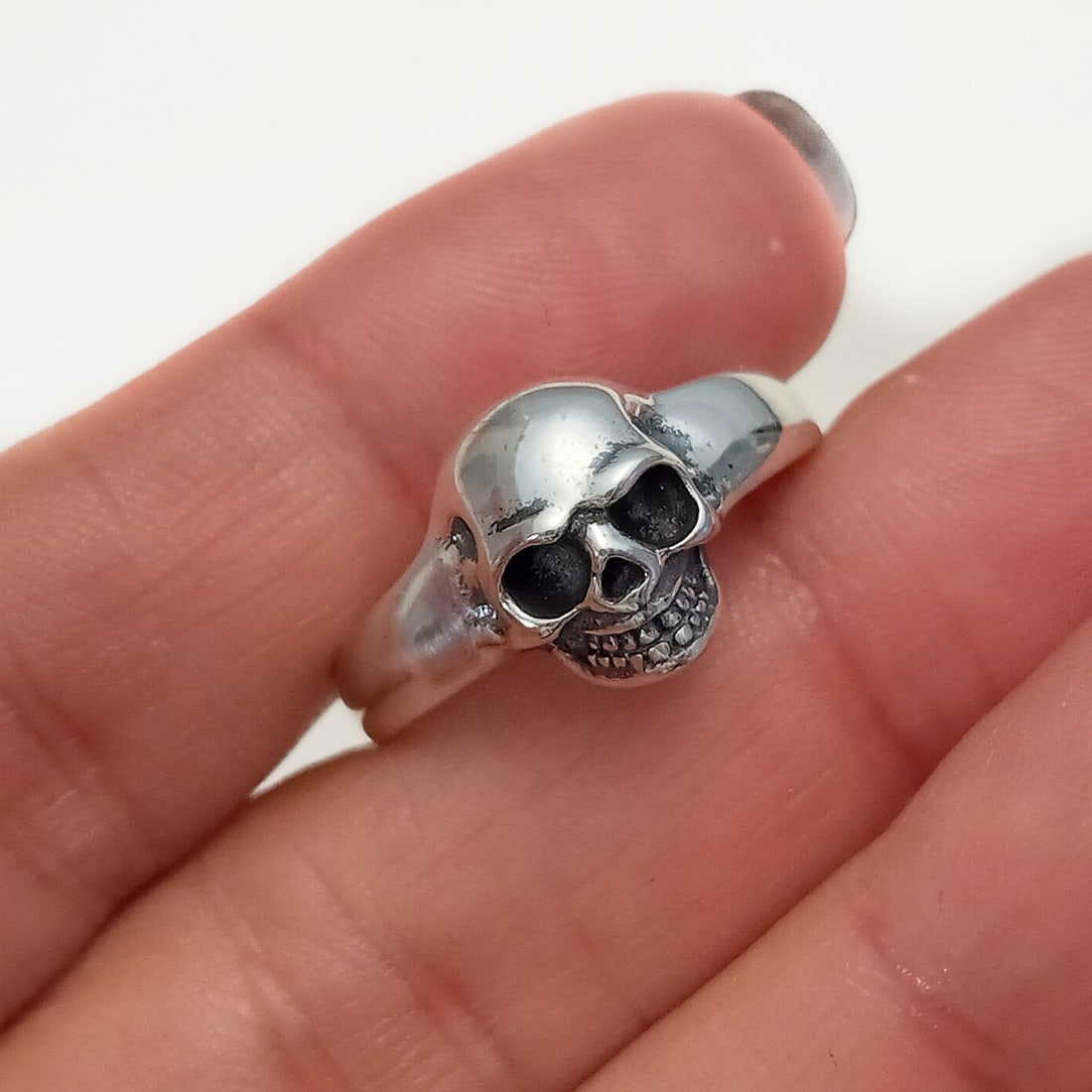 Sterling silver with blacken detail Skull ring, size 9 3/4 (1 of 5)