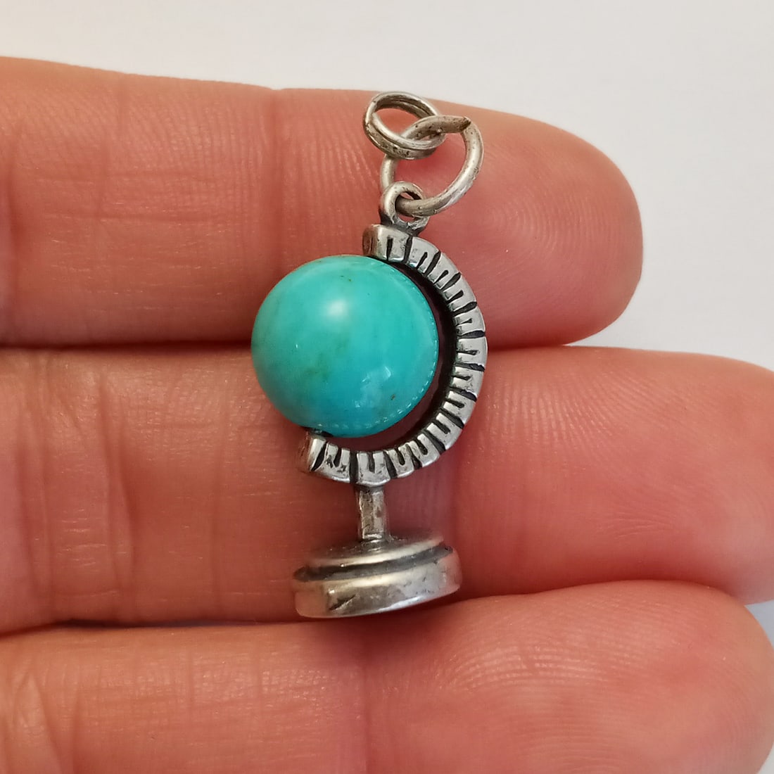 Vintage Sterling Silver Howlite Turquoise Moveable Globe Charm (1 of 4)