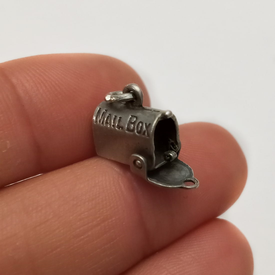 Vintage sterling silver Mail Box with openable door charm (1 of 5)