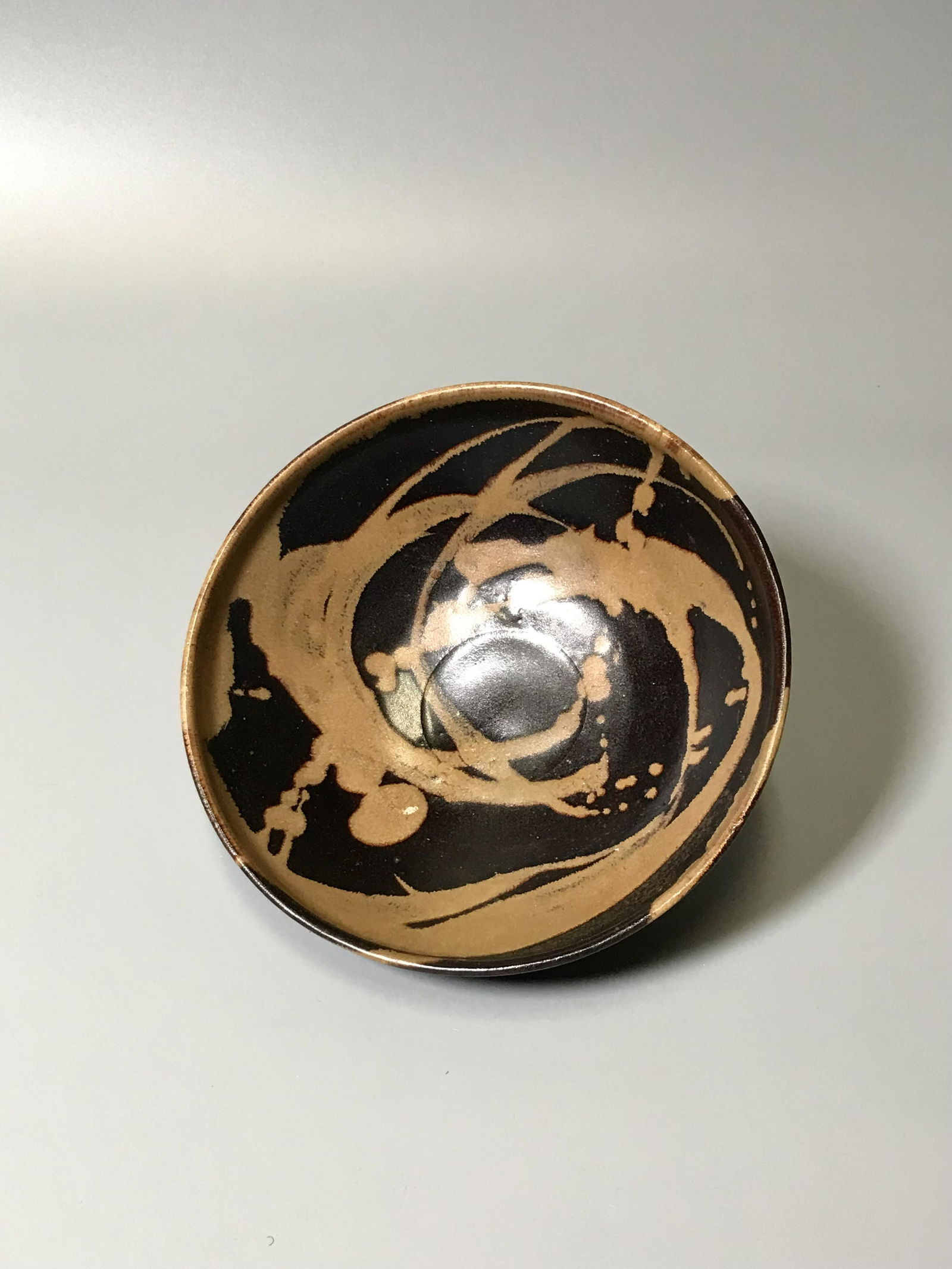 A Jizhou Splashed Teabowl (1 of 8)