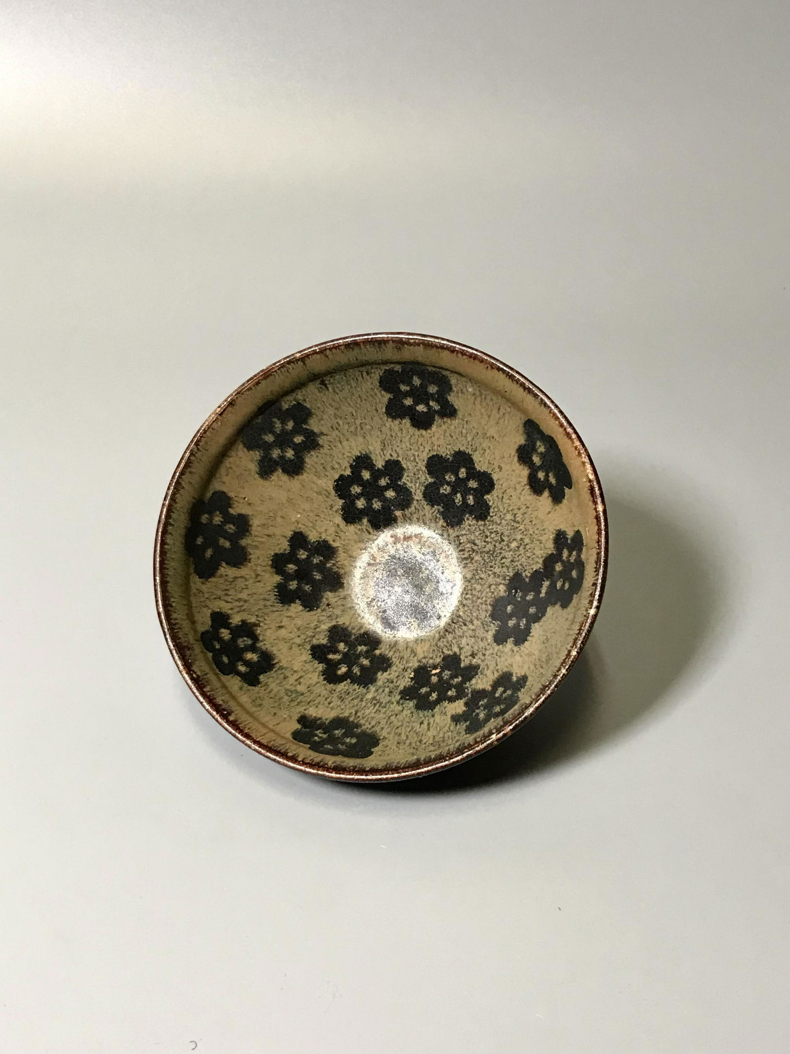 A Jizhou Paper cut Teabowl (1 of 7)