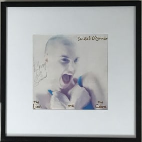 Sinead O'Connor The Lion and The Cobra CD Booklet Signed By O'Connor w/JSA COA
