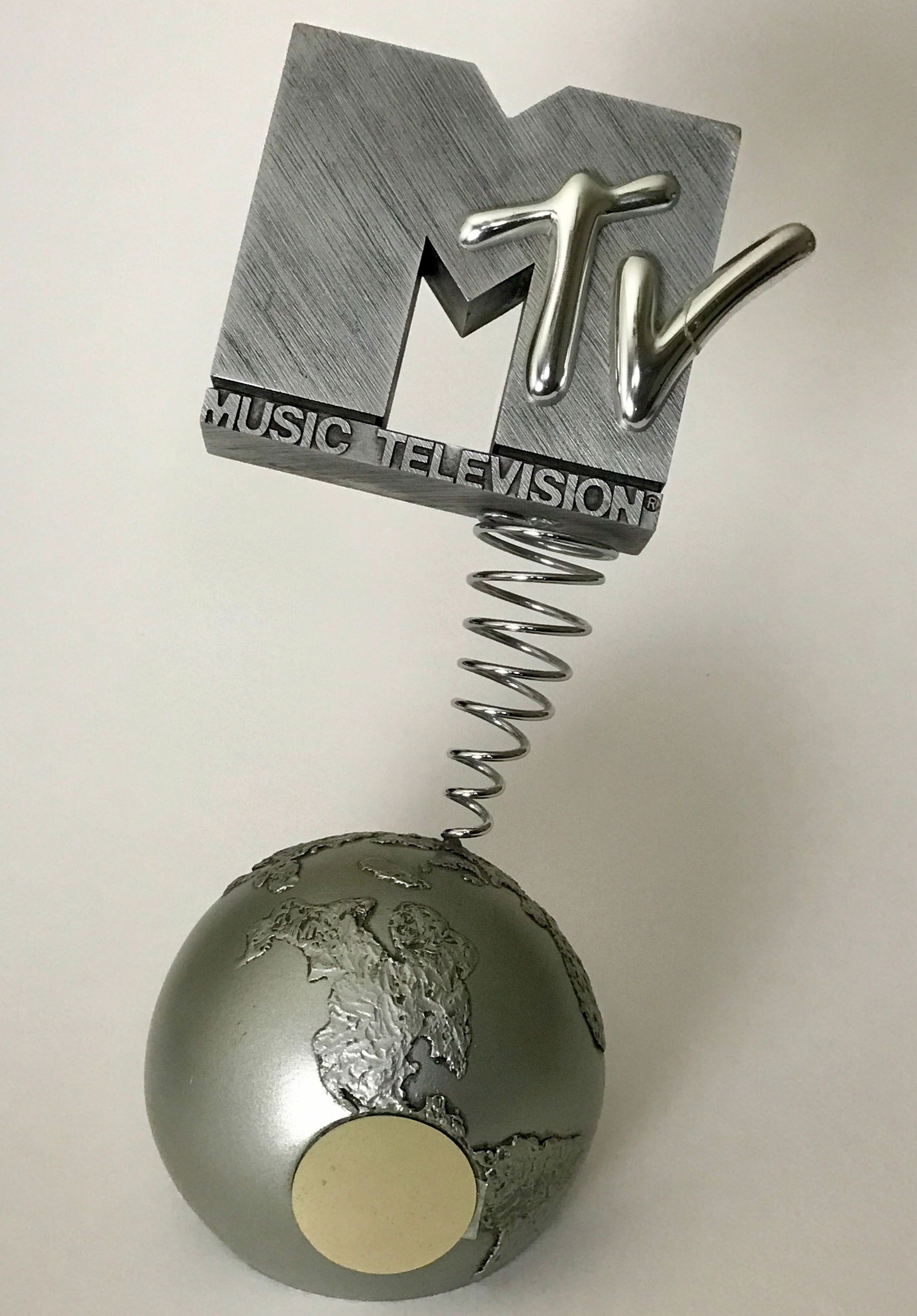 MTV Europe Award Signed by Chili Peppers Chad Smith w/JSA LOA - RARE (1 of 8)