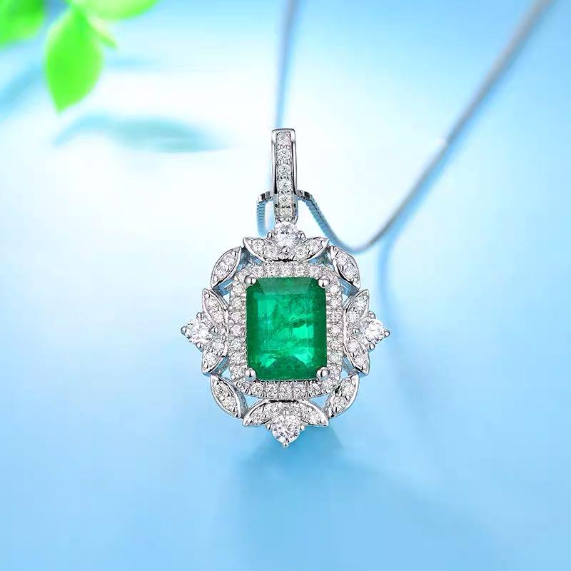 925 Silver 2ct Emerald Necklace - 2