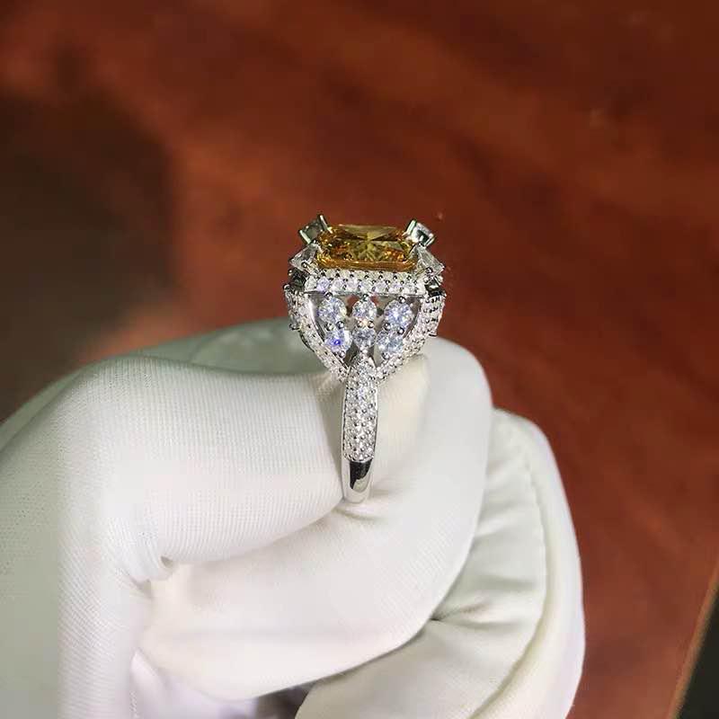 925 Silver 5ct Yellow Gem Ring - 5
