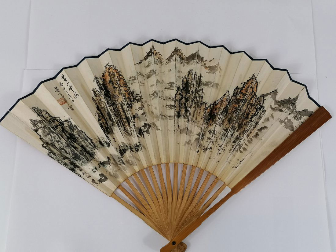 Fine Chinese ink colour Fan Dong Shouping: SHOUPING Dong (1904-1997) Chinese artist well-known for his watercolor paintings. It is ink and watercolour on paper, inscribed both side, signed and sealed of the artist, bamboo handle 47.5cm Length.
