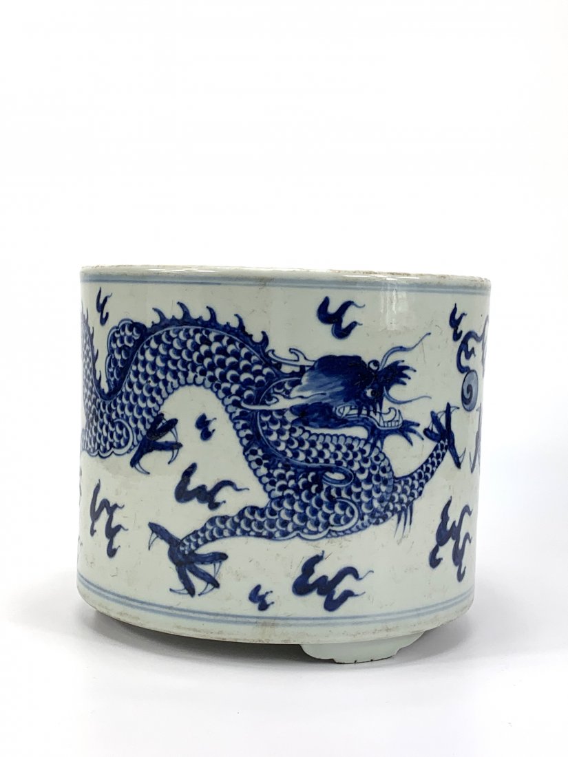 A BLUE AND WHITE 'DRAGON' TRIPOD INCENSE BURNER (1 of 6)