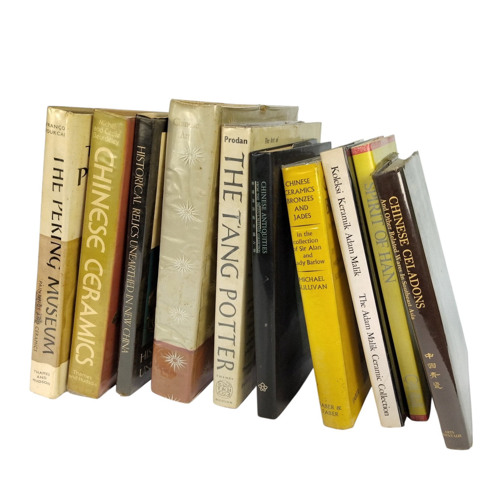 A Collection of Chinese Antique Reference Books, Ten Volumes: A Collection of Chinese Antique Reference Books, Ten Volumes