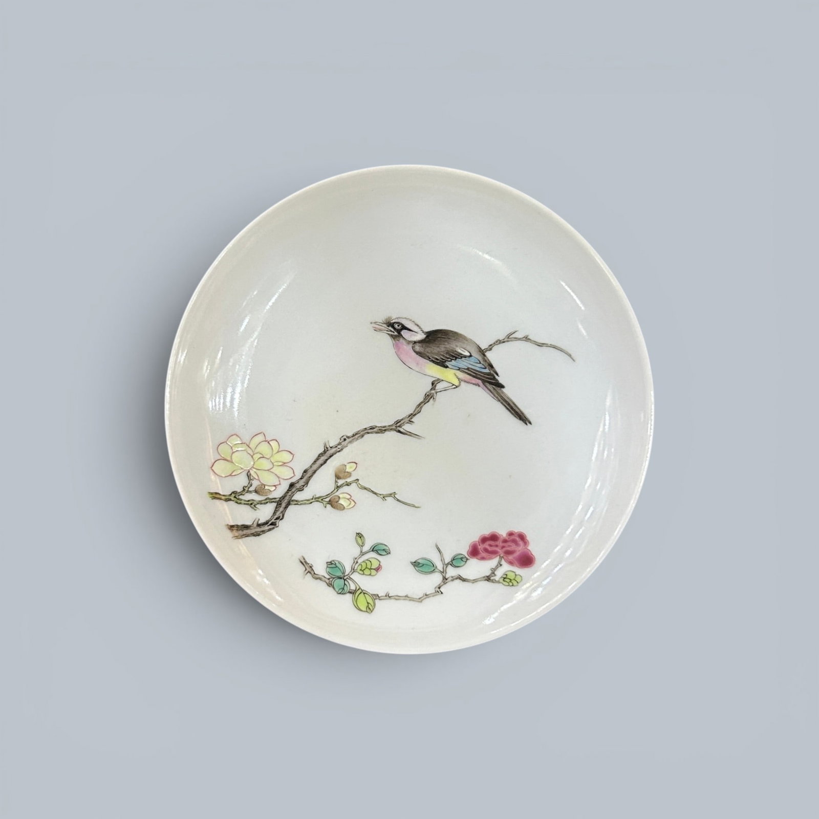 Chinese Art, A Famille Rose Dish Decorated with Birds and Flowers, 17th-18th Century, Qing Dynasty: Chinese Art, A Famille Rose Dish Decorated with Birds and Flowers, 17th-18th Century, Qing Dynasty, Diameter 13 cm.
