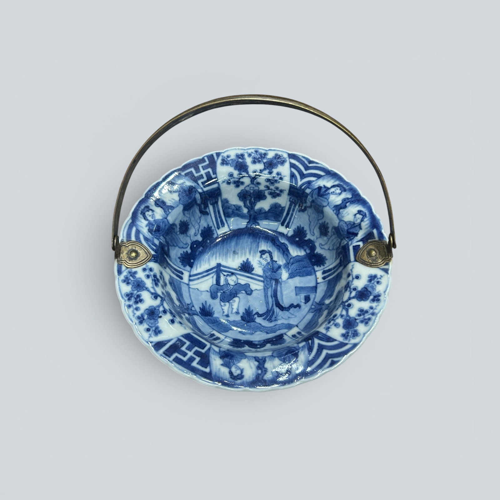 Chinese Art, A Blue and White Dish Decorated with Figures, 17th Century, Qing Dynasty: Chinese Art, A Blue and White Dish Decorated with Figures, 17th Century, Qing Dynasty, Height 4.5 cm, Diameter 15.7 cm.