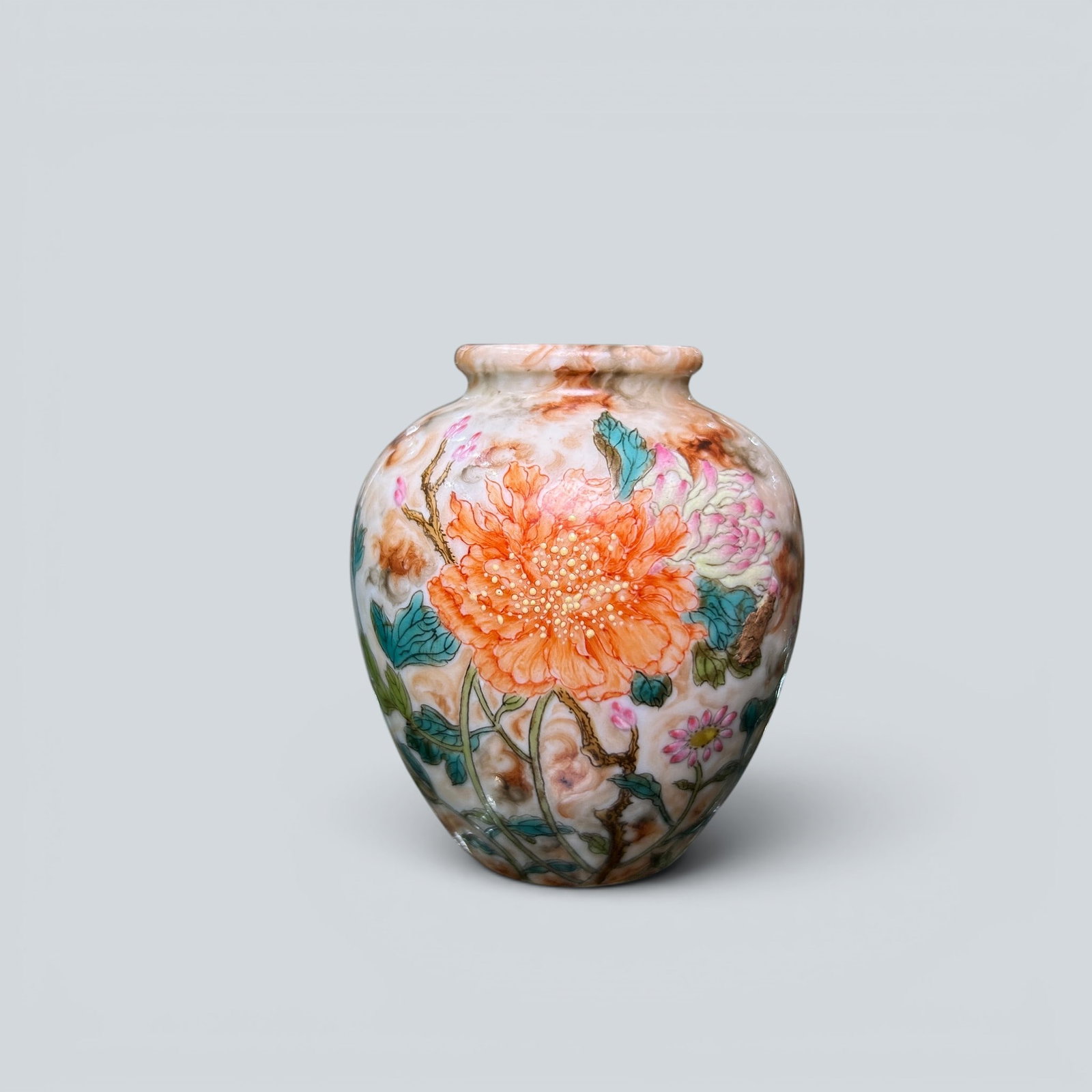 Chinese Art, A Famille Rose Jar Decorated with Floral Motifs, 18th Century, Qing Dynasty (1 of 11)