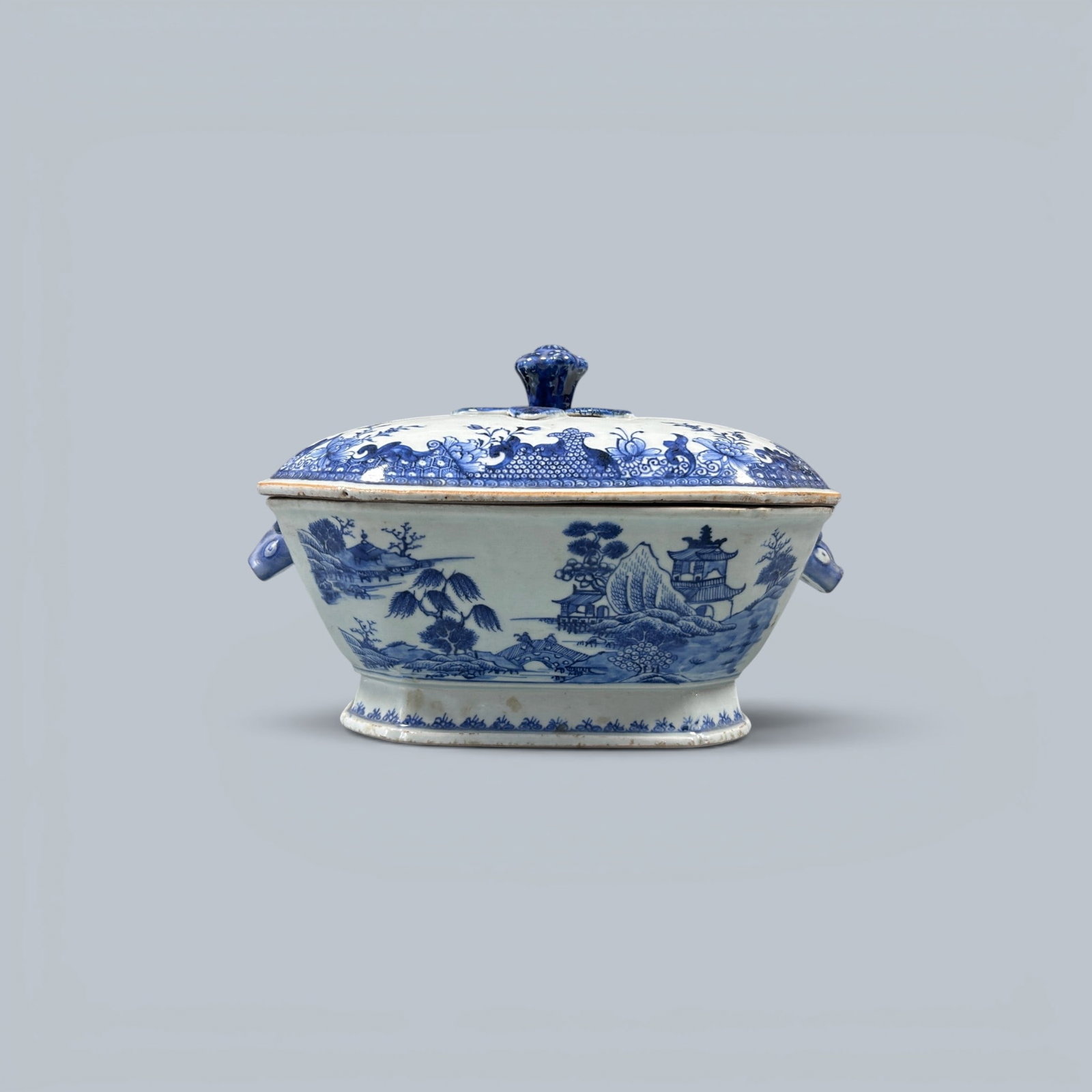 Chinese Art, A Blue and White Porcelain Tableware Set Decorated with Floral Motifs, 18th Century, (1 of 4)